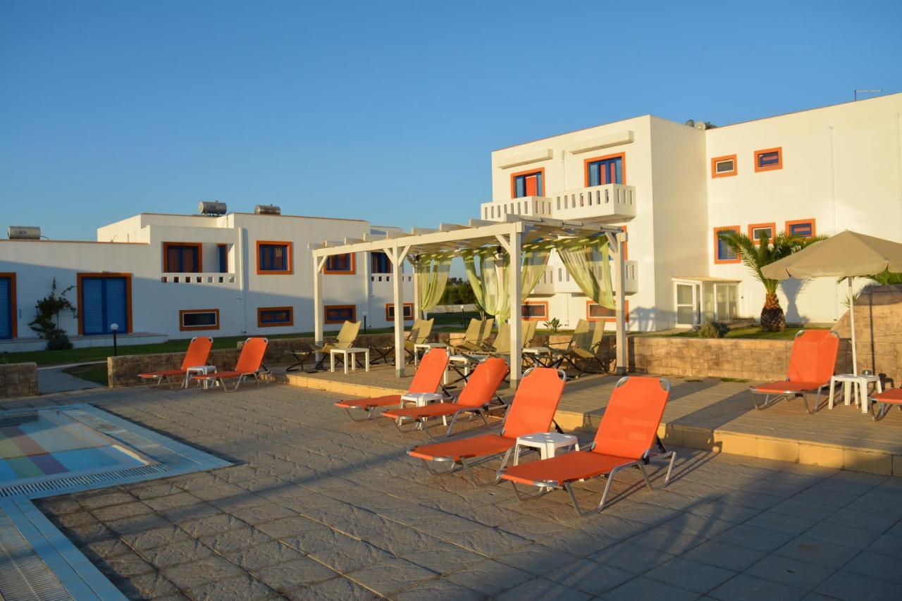 Aparthotel Bouradanis Village 3*